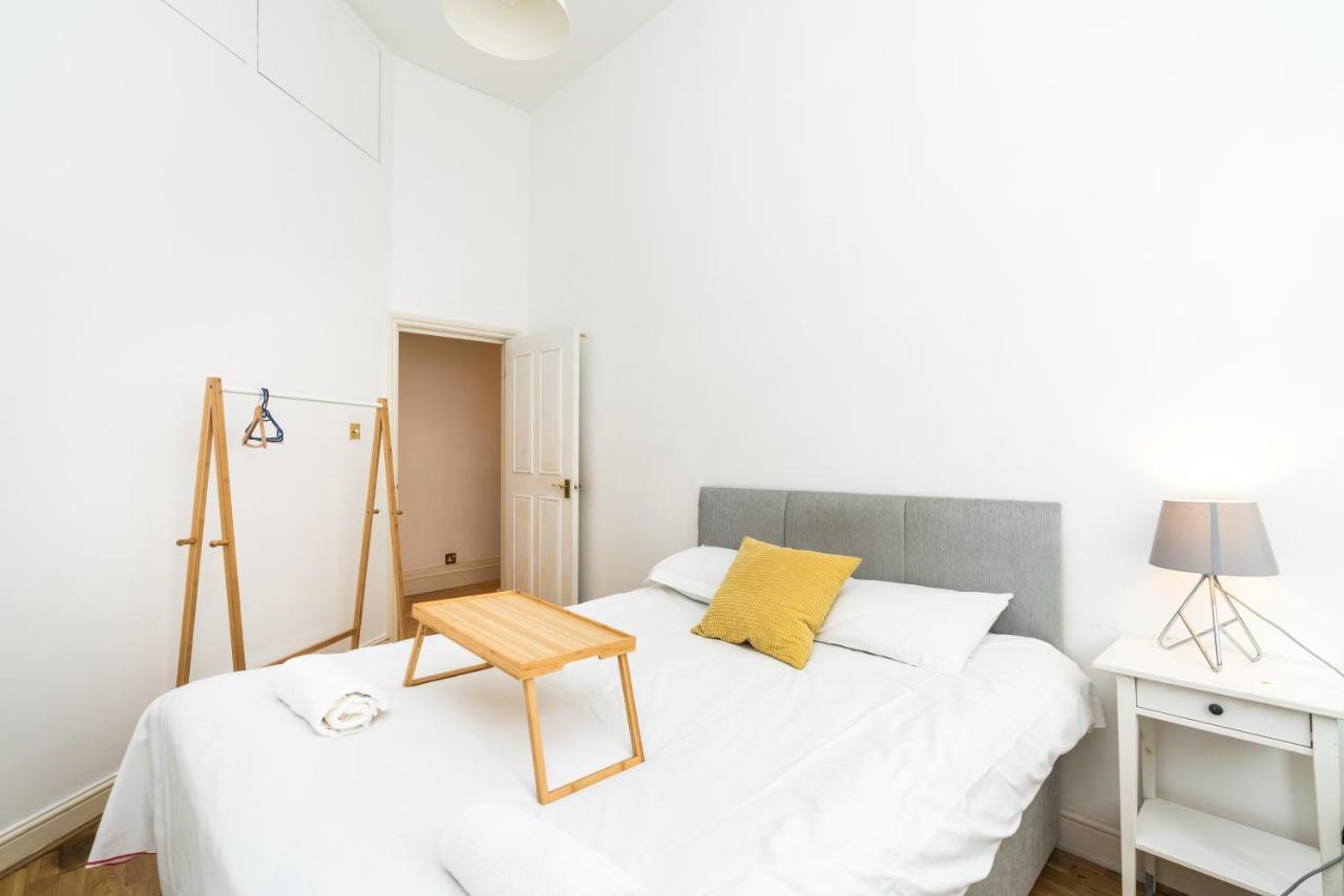 לונדון Spacious 2 Bedroom / Gloucester Road / Kensington מראה חיצוני תמונה